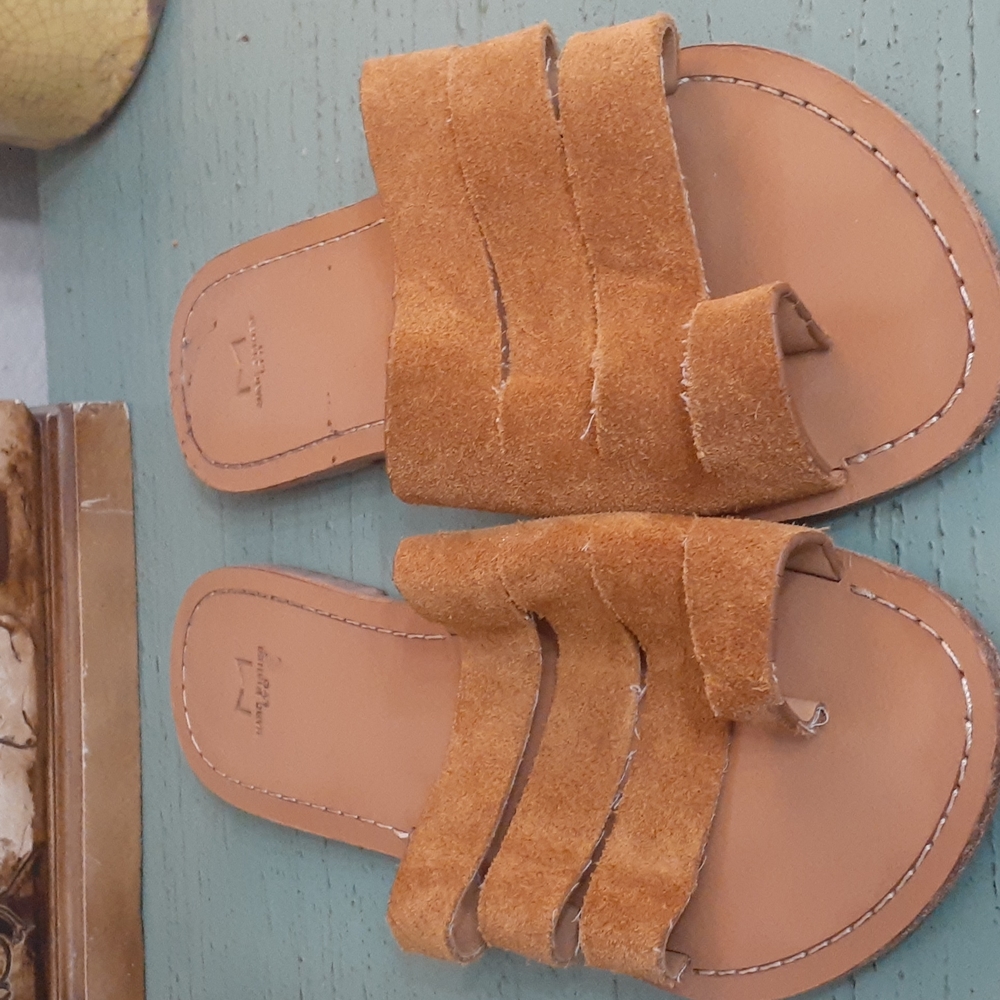 MARC FISHER SANDALS SZ 8 M